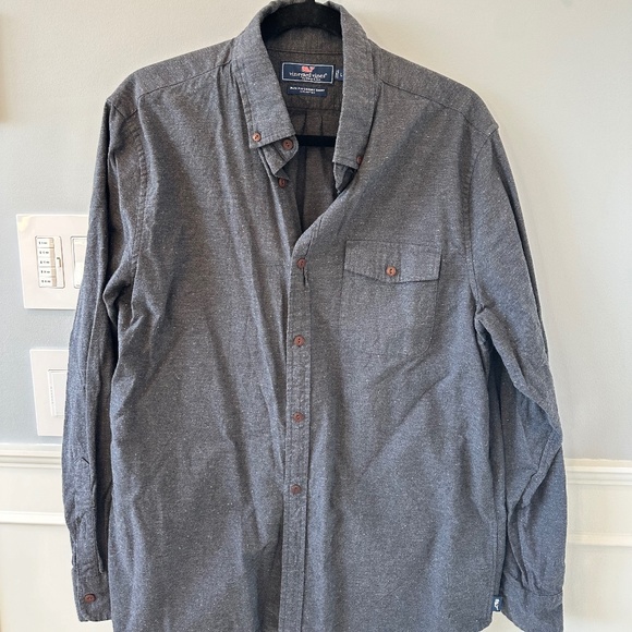 Vineyard Vines Charcoal Grey button down - Picture 1 of 2